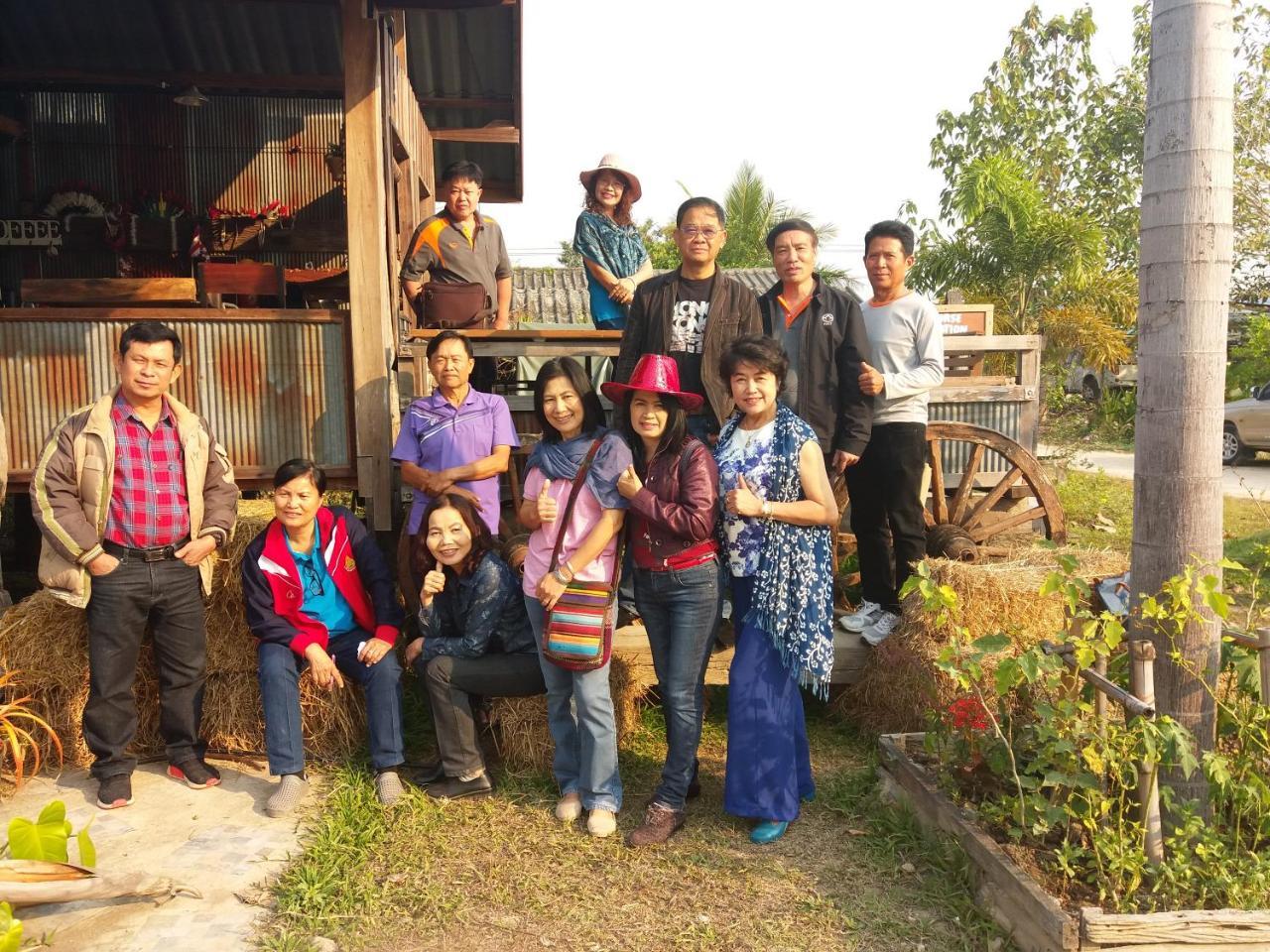 เฮือนปลายนา โฮมสเตย์ Ban Sawan Buitenkant foto